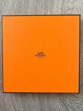 Louis Vuitton Box (BB197)